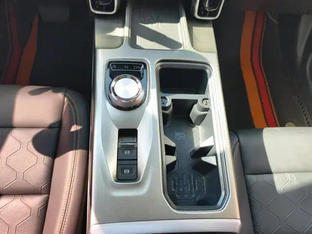 Haval Big Dog — Фото автомобиля 16