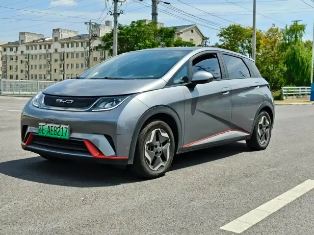 Фотография автомобиля — BYD Dolphin