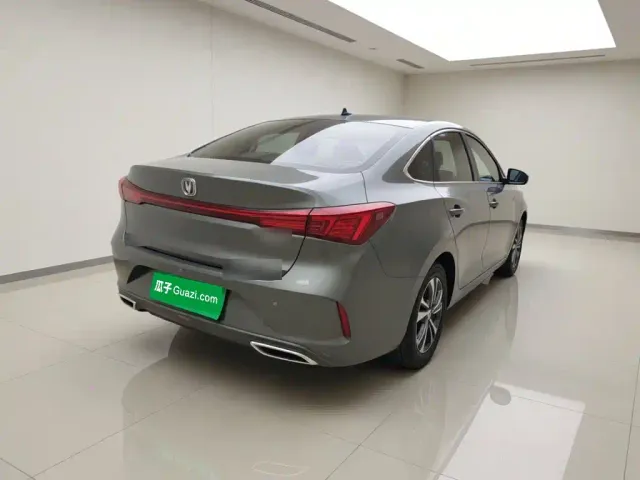 Changan Eado — Фото автомобиля 4