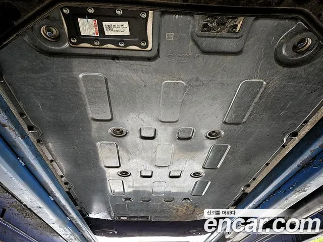 Genesis GV60 — Фото автомобиля 19