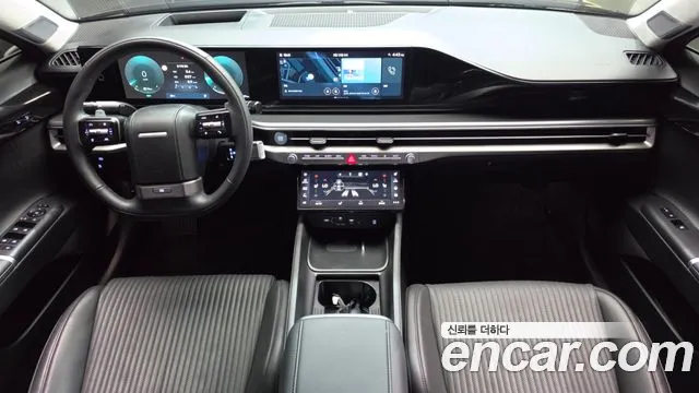 Hyundai Grandeur Grandeur (GN7) 3.5 Бензин 4WD — Фото автомобиля 4