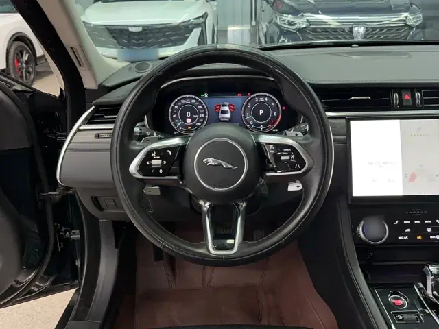 Jaguar Jaguar XFL 2021 XFL 2.0T P200 2WD Elite Luxury Edition — Фото автомобиля 10