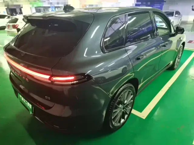 Leapmotor C10 — Фото автомобиля 6