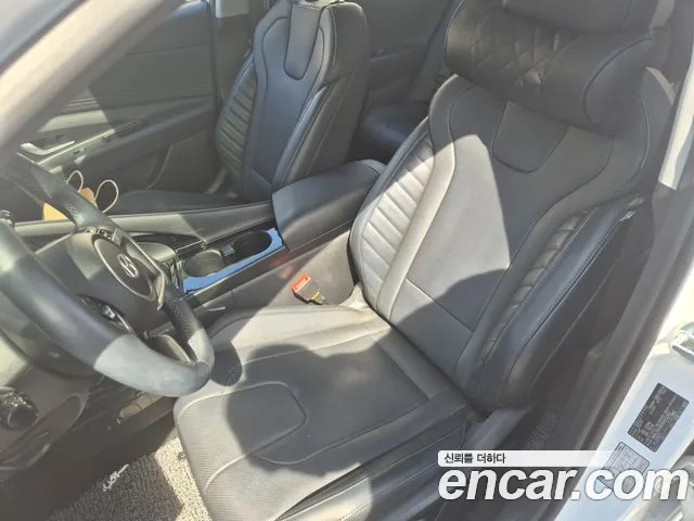Hyundai Avante CN7 — Фото автомобиля 11