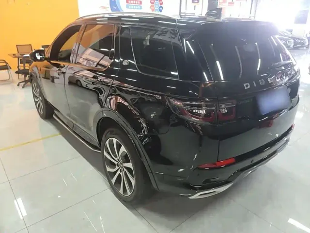 Land Rover Discovery Sport — Фото автомобиля 4