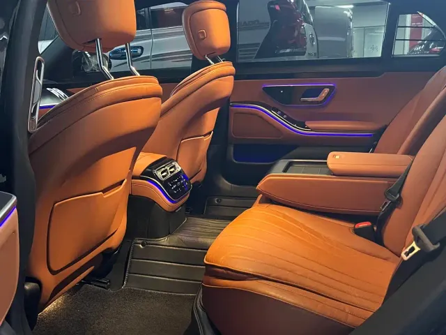 Mercedes-Benz S-Class — Фото автомобиля 15