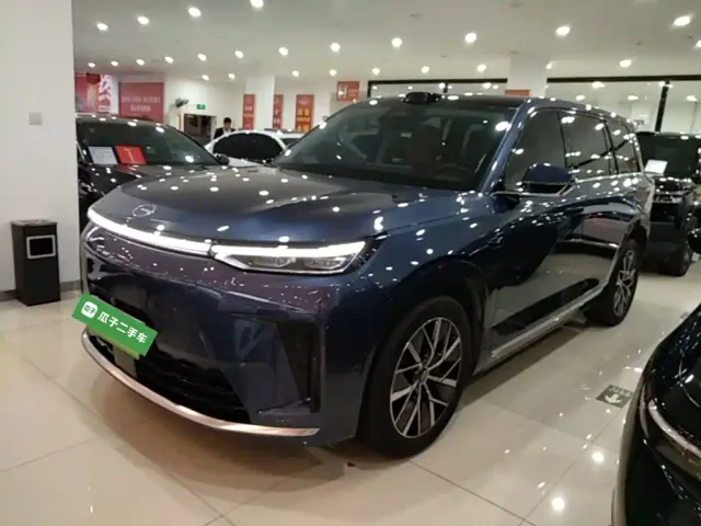 Фотография автомобиля — GAC Trumpchi Xiangwang S9