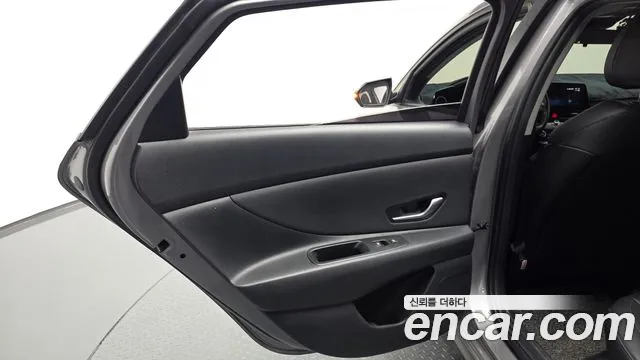 Hyundai AVANTE Новый Avante (CN7) — Фото автомобиля 24