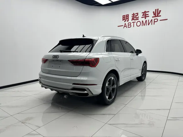 Audi Q3 — Фото автомобиля 9