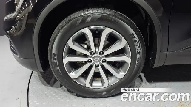 Renault-KoreaSamsung QM6 Новый QM6 2.0 GDe LE Signature 2WD — Фото автомобиля 5