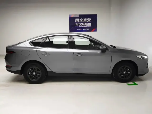 BYD Qin PLUS — Фото автомобиля 7