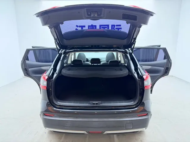 Nissan Qashqai 2021 2.0L CVT Luxury Version — Фото автомобиля 20