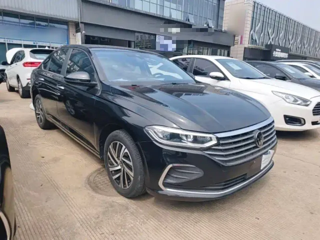 Volkswagen Lavida — Фото автомобиля 3