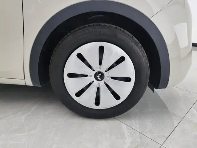 Wuling Bingo — Фото автомобиля 6