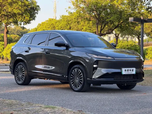 Dongfeng Aeolus L8 — Фото автомобиля 3