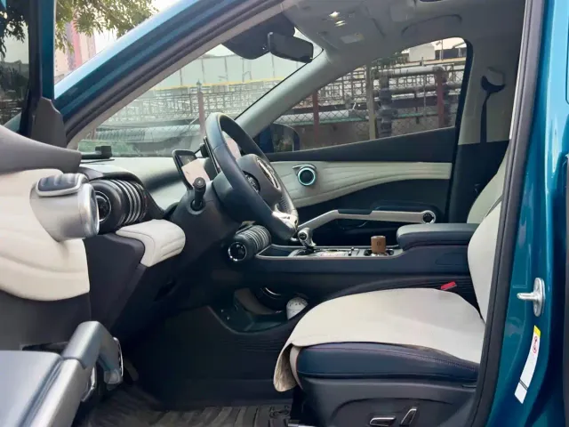 BYD Yuan PLUS — Фото автомобиля 8