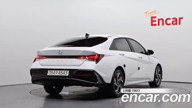 Hyundai AVANTE Новый Avante (CN7) — Фото автомобиля 2