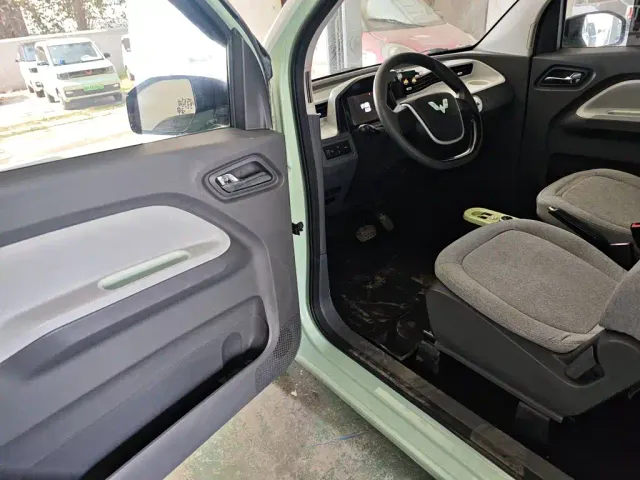 Wuling Hongguang Mini EV — Фото автомобиля 15