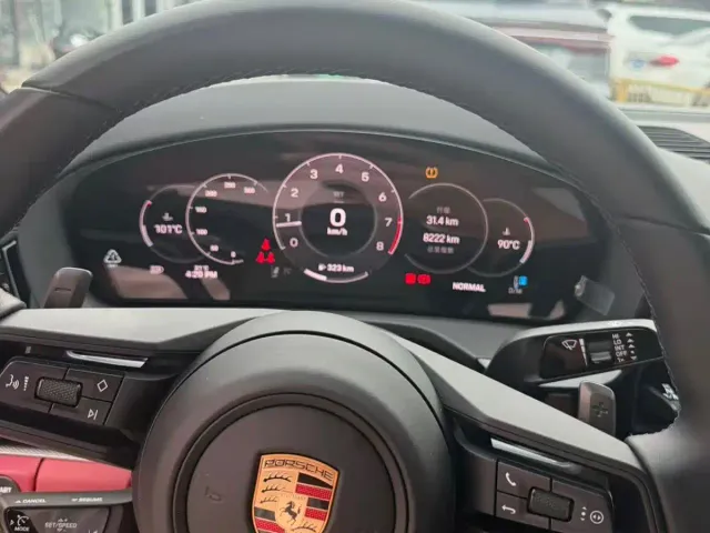 Porsche Panamera — Фото автомобиля 2