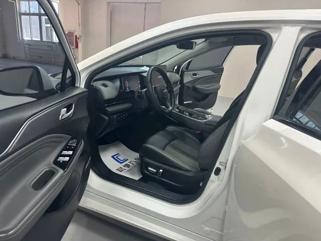 GAC Aion S Plus — Фото автомобиля 12