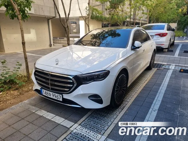 Фотография автомобиля — Mercedes-Benz E-Class W214