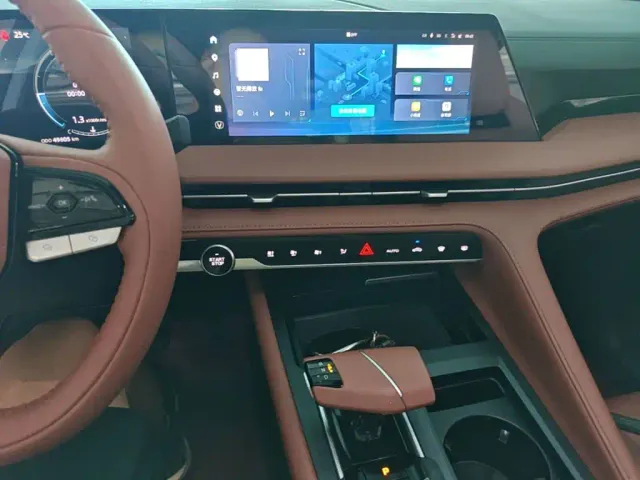 Changan CS75 Plus — Фото автомобиля 12