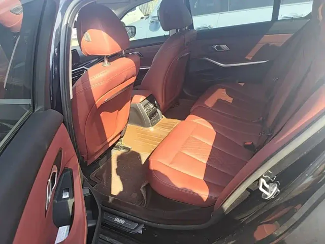 BMW i3 — Фото автомобиля 16