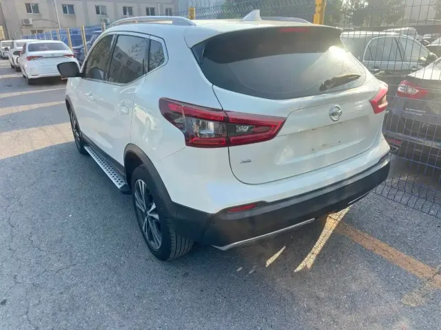 Nissan Qashqai — Фото автомобиля 4