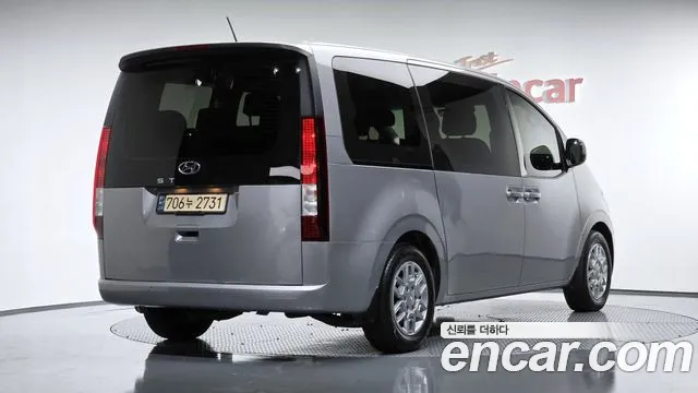 Hyundai Staria — Фото автомобиля 2