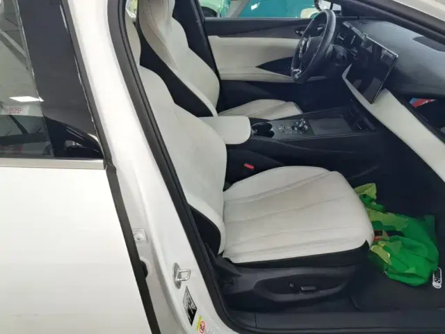 BYD Seal 06 — Фото автомобиля 24