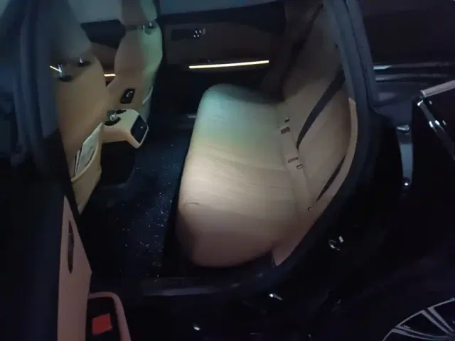 Geely Galaxy Xingyao 8 — Фото автомобиля 13