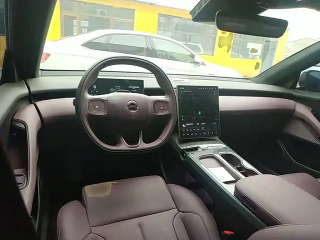 Nio ET5 Touring — Фото автомобиля 9