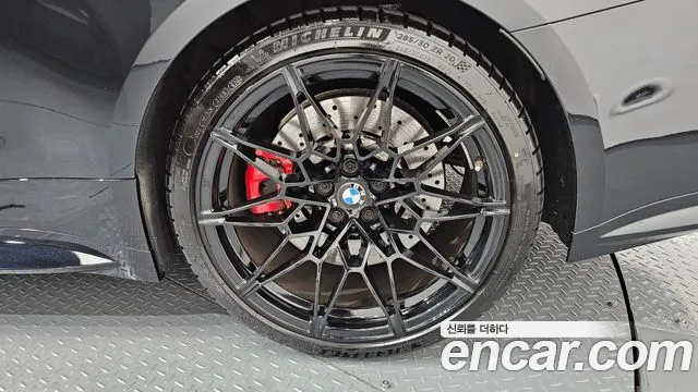 BMW M4 — Фото автомобиля 21