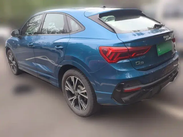 Audi Q3 Sportback — Фото автомобиля 4