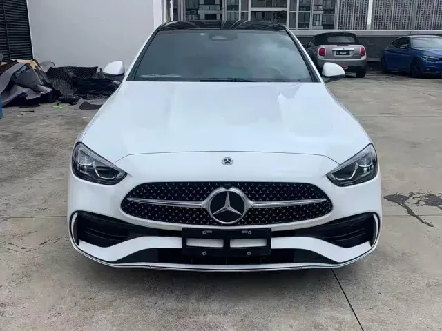 Mercedes-Benz C-Class — Фото автомобиля 2