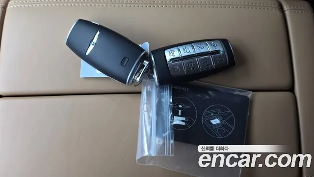 Genesis GV80 — Фото автомобиля 20