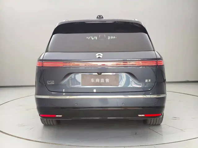 Nio ES8 — Фото автомобиля 9