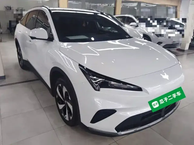 Arcfox Alpha T5 — Фото автомобиля 3