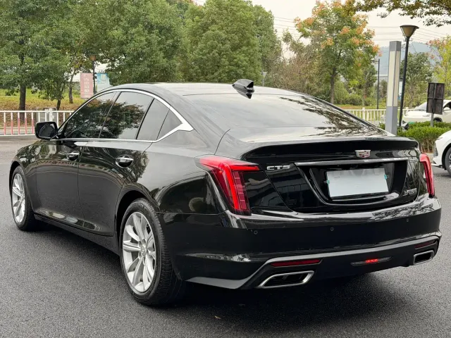 Cadillac CT5 — Фото автомобиля 6
