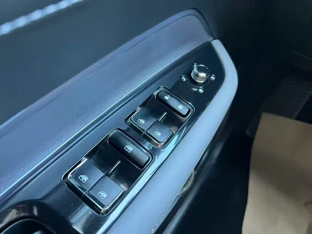 Changan Z6 — Фото автомобиля 26