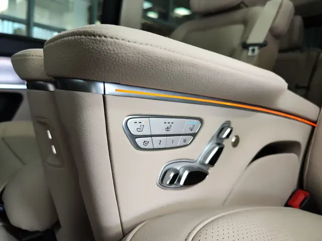 Mercedes-Benz V-Class — Фото автомобиля 27