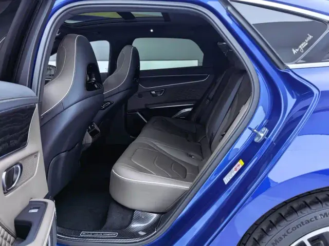 BYD Han — Фото автомобиля 11