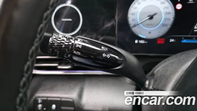 Hyundai Avante CN7 — Фото автомобиля 28