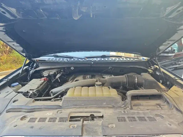 Lincoln Navigator — Фото автомобиля 23