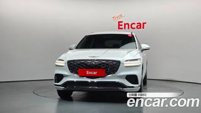 Genesis GV70 — Фото автомобиля 3