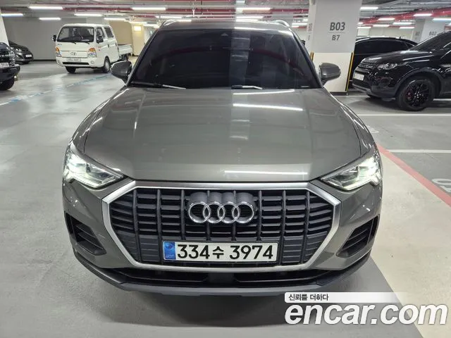 Фотография автомобиля — Audi Q3 F3
