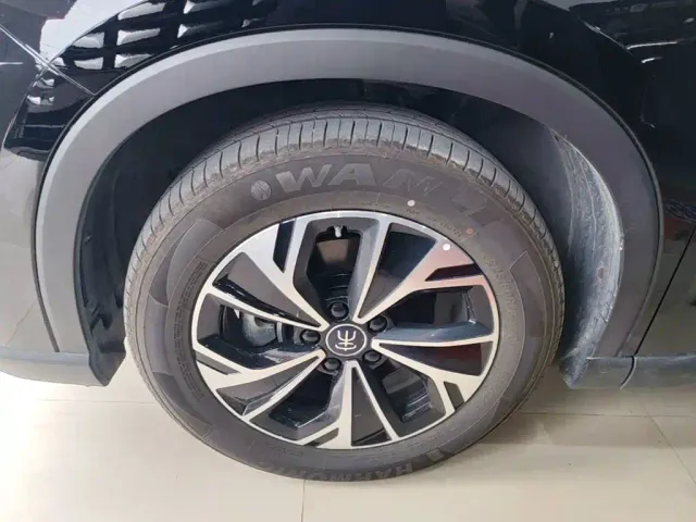 BYD Song Pro — Фото автомобиля 22