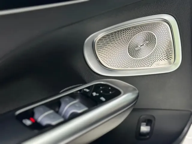 Mercedes-Benz C-Class — Фото автомобиля 11