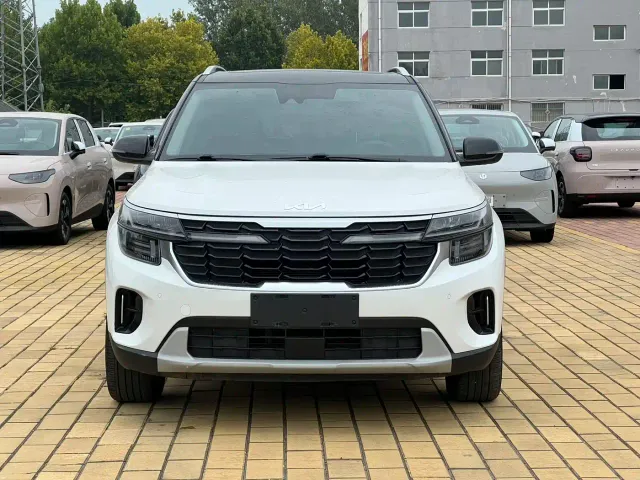 Kia Seltos — Фото автомобиля 2