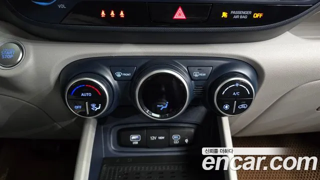 Hyundai Venue Venue 1.6 Flux — Фото автомобиля 30